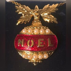 Gold and Red Noel Pendent